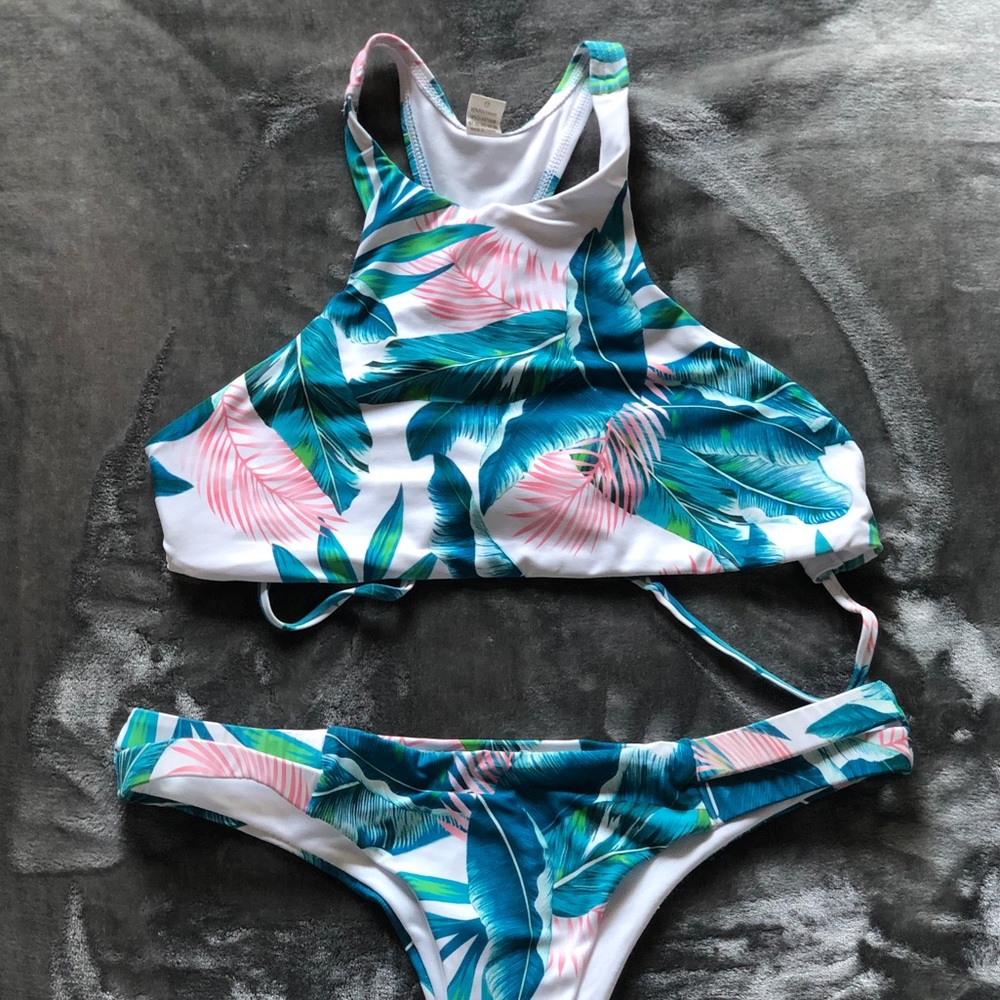 Women's Tropical Forests Pattern High Neck Bikini